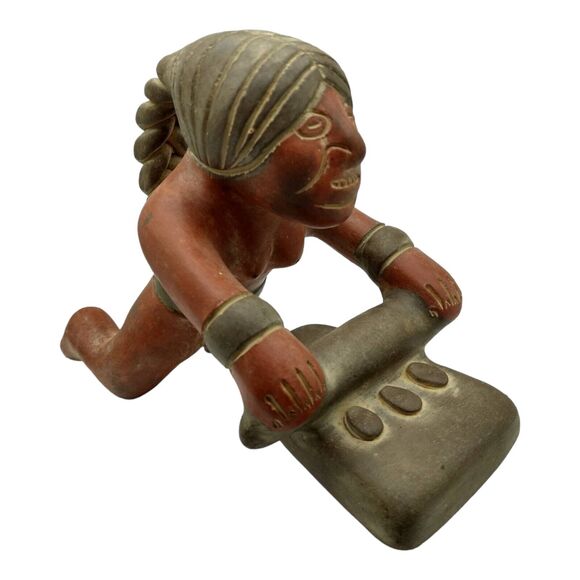 Vintage Mexican Red Clay Mayan Woman Grinding Corn Terra Cotta Folk Art Figurine - Picture 10 of 16